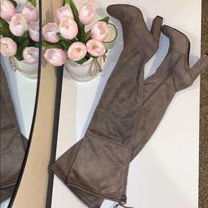 Over the knee brown/ gray boots